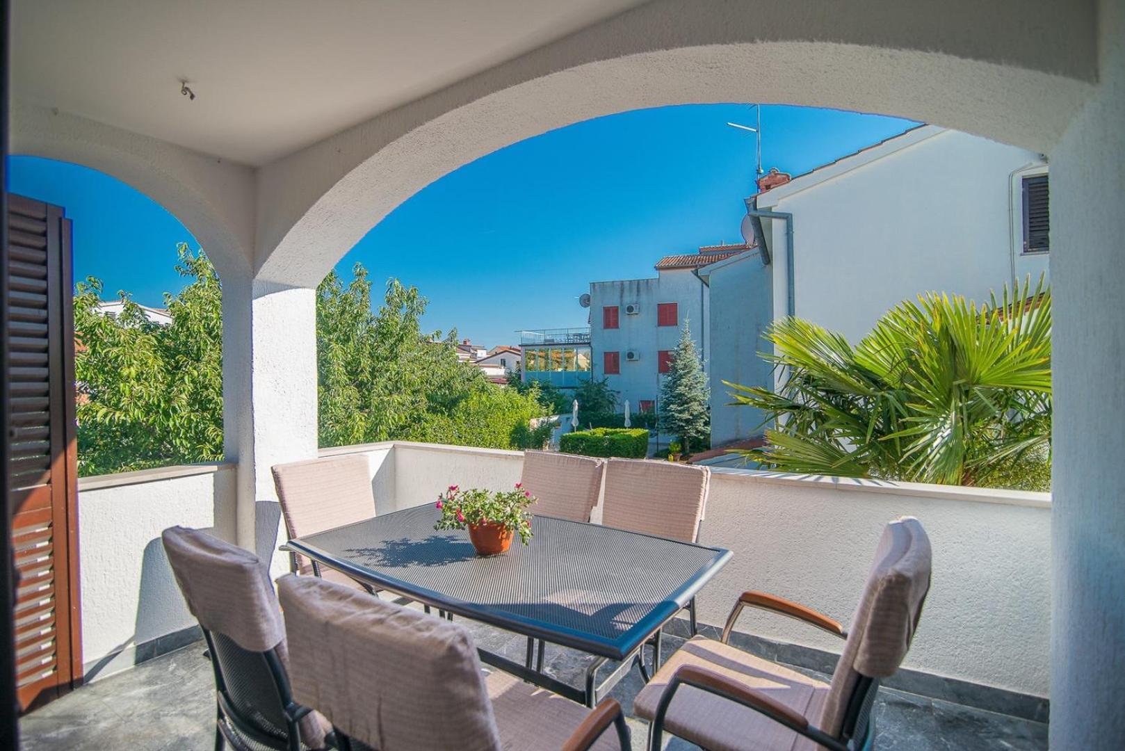 Apartments Dino Porec Exterior photo