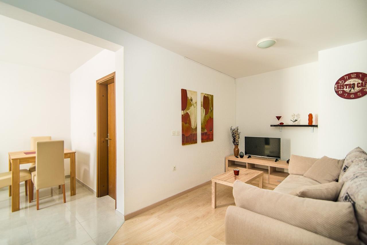 Apartments Dino Porec Exterior photo